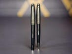 Parker - 100 CT Blue Lacquer & Brushed Steel Set - Zonder, Verzamelen, Pennenverzamelingen, Nieuw
