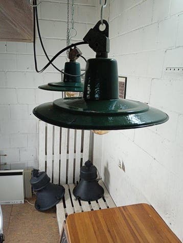 Plafondlamp (2) - Vintage industriële emaille