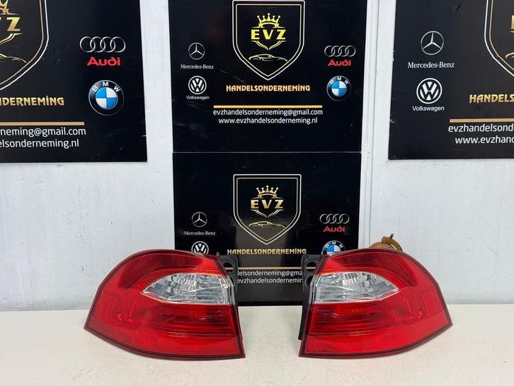 Kia Rio bj.2017 achterlichtset rechts en links art.92402-1W2, Auto-onderdelen, Verlichting, Gebruikt, Kia