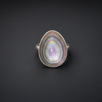 Ring van obsidiaan met hemel-oog. Hoge kwaliteit.