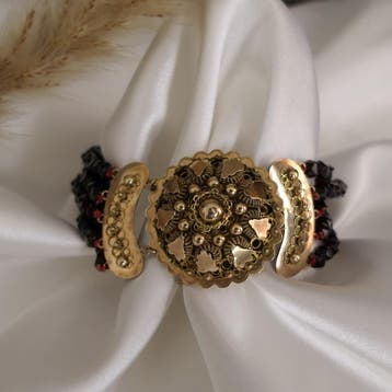 Antieke glaskralen armband met gouden slot (Schakelarmband), Ophalen of Verzenden, Gebruikt, Goud, Goud