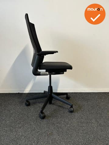 Ahrend 2020 bureaustoel  - refurbished - Zwart kunstleer - h, Werkplek, Ophalen of Verzenden, Gebruikt, Stoel
