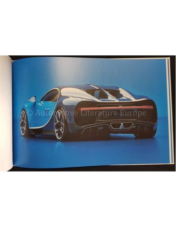 2017 BUGATTI CHIRON HARDCOVER BROCHURE ENGELS, Nieuw, Author
