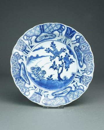 Diep bord - Porselein - Wanli Kraak Style - China - Kangxi