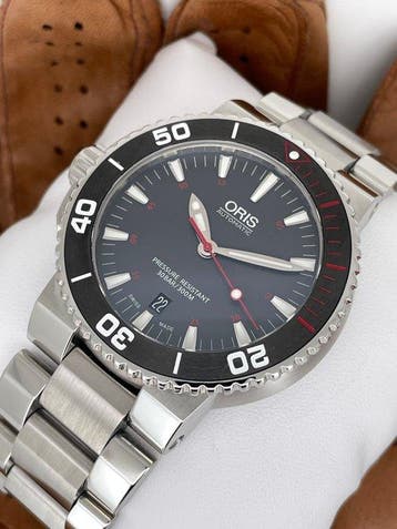 Oris - Aquis Diver Automatic Red Limited Edition - 7653-83 -, Nieuw