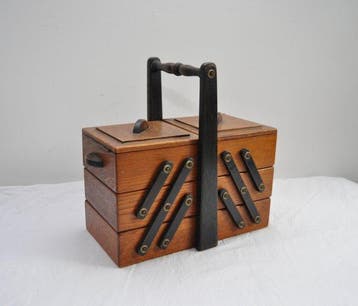 Amsterdam school - Hobbydoos - Eik