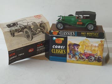 Corgi Classics - Model sedan (4) - First Original, Nieuw