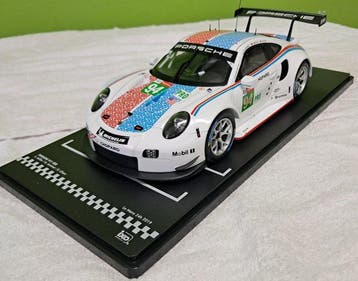 IXO 1:18 - Model sportwagen - PORSCHE - 911 991 RSR 4.0L, Hobby en Vrije tijd, Nieuw