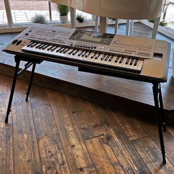 Actie | Yamaha Tyros 5 61 keyboard, Zo goed als nieuw