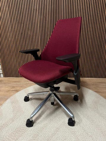Refurbished Herman Miller Sayl - Rood - 5 Jaar Garantie!, Huis en Inrichting, Verzenden, Zo goed als nieuw, Bureaustoel, Rood