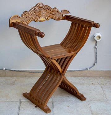 Klapstoel - Savonarola - Hout - Armleuningen, ronde knop