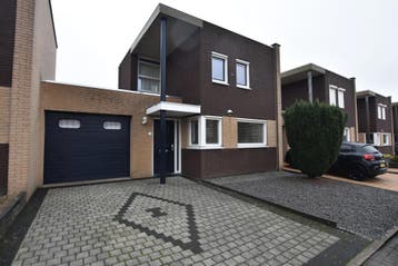 Huis te huur aan Neerbeekerhof in Beek - Limburg, Tussenwoning, Limburg