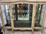 Hoog dressoir - Hout, Glas, Verguld hout - Vintage etalage