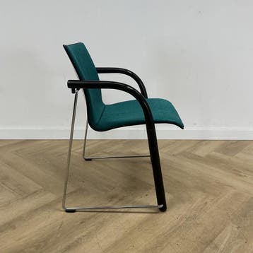 Thonet S320 vergaderstoel / stapelstoel, groen - zwart, Ophalen of Verzenden, Gebruikt, Stof, Eén
