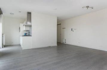 Te Huur 2 Kamer Appartement Teakhout In Zaandam, Huizen en Kamers, Direct bij eigenaar, Noord-Holland, Zaandam, Appartement