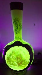 Bohemia Harrach/Moser - Vaas - Uraniumglas, artistiek - Vaas, Antiek en Kunst, Antiek | Glas en Kristal