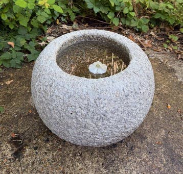 Chôzu’bachi  (waterschaal) - Graniet - Japan - Shwa