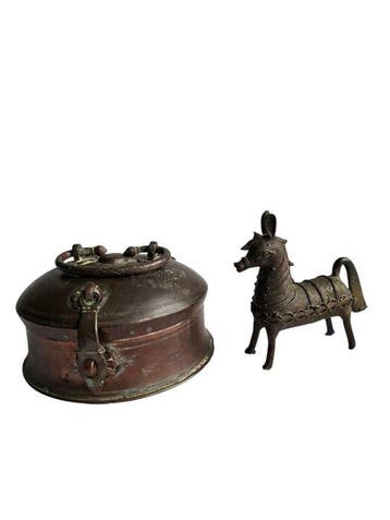 Beeldje - Beteldoos en Paard, Dhokra (2) - Brons, Messing