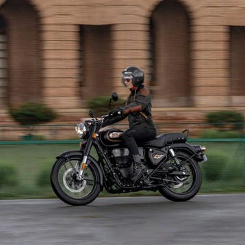 Royal Enfield | Bullet 350, Motoren, LED Verlichting, Toermotor, Minimaal motorrijbewijs A2, 1 cilinder