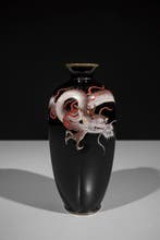 Vaas - Cloisonné - Een cloisonné-emaille hexagonale vaas met