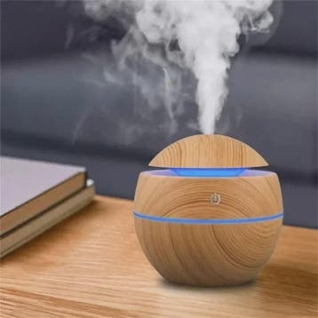 Mini USB Luchtbevochtiger & Aroma Diffuser met Houtnerf Desi, Witgoed en Apparatuur, Verzenden, Nieuw