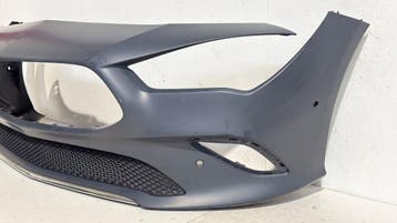 Mercedes-Benz CLA W118 voorbumper A1188855301, Ophalen, Gebruikt, Voor, Bumper