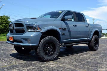 GEZOCHT DODGE RAM,S 1500 DE HOOGSTE PRIJS !! 2009-2020, Automaat, Parkeerassistent, Zwart, Zwart
