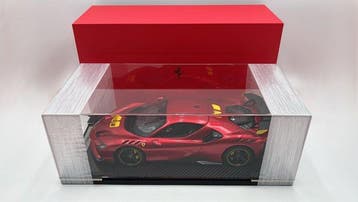 BBR 1:12 - Modelauto - Ferrari SF90 XX Stradale Rosso Fuoco, Nieuw