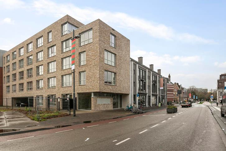 Appartement te huur aan Geldropseweg in Eindhoven, Huizen en Kamers, Huizen te huur, Noord-Brabant
