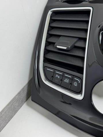 Ford Transit Custom 2023 dashboard deel/dashboard sierlijst, Auto-onderdelen, Dashboard en Schakelaars, Gebruikt, Ford