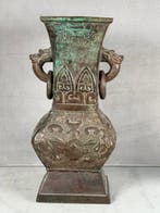 Vaas - Brons - China - Qing Dynastie (1644-1911) -, Antiek en Kunst