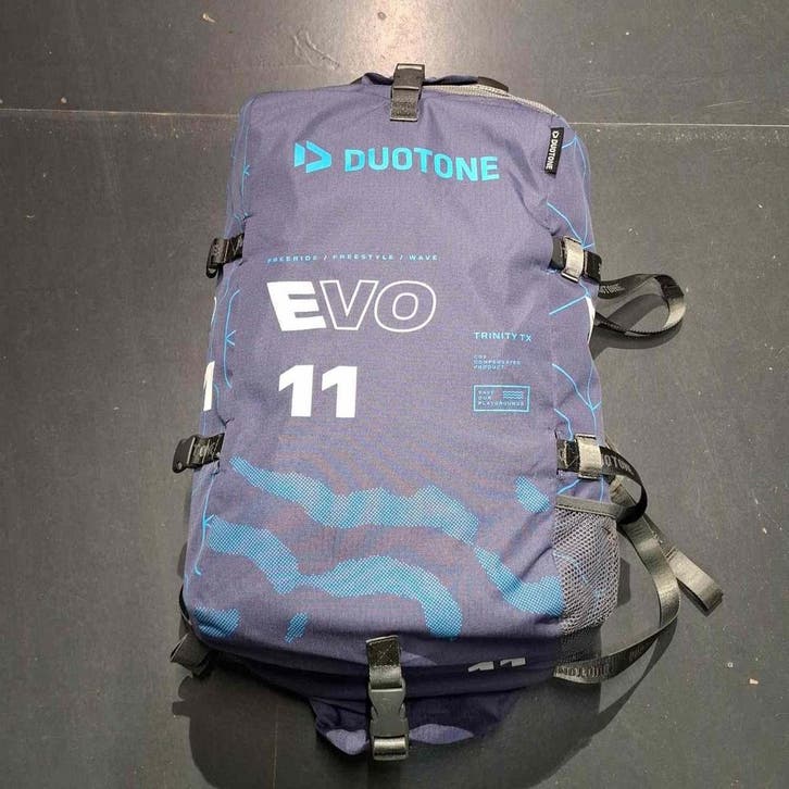 Duotone Evo 2024 (sizes 5.0 ....... 12.0) - 11 m², Watersport en Boten, Kitesurfen, Kite, Gebruikt, 11 m², Twintip, Ophalen of Verzenden