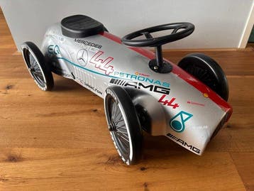 Mercedes - Speelgoedauto Retro roller - mercedes / Ferrari -