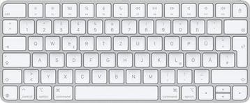 Apple Magic Keyboard - QWERTZ Duits - Zilver (A1644), Computers en Software, Toetsenborden, Verzenden, Zo goed als nieuw