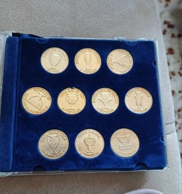 FC Barcelona - Spaanse voetbal competitie - 1999 - Volledige, Nieuw