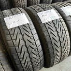 2 x Vredestein Wintrac Xtreme 235-55-17 Winterbanden 5,5mm, Auto-onderdelen, Banden en Velgen, Gebruikt, 17 inch, 235 mm, Band(en)
