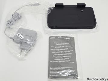 Nintendo 3DS XL - Charging Cradle + AC Adapter - NEW, Spelcomputers en Games, Spelcomputers | Nintendo 2DS en 3DS, Verzenden, Gebruikt