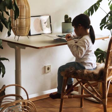 Zit sta bureau - Elektrisch - Kinderbureau - 100 x 60 cm - S, Verzenden, Zo goed als nieuw