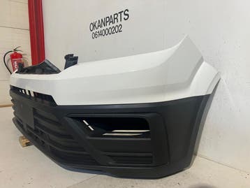 Volkswagen Crafter Voorbumper 63325450, Ophalen, Gebruikt, Bumper, Volkswagen