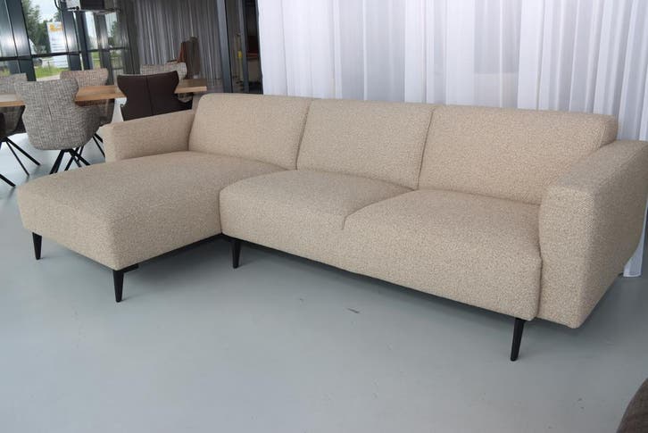 Cartel Living Pom ligelement + 2,5 zits  stof 282 x 150 cm, Huis en Inrichting, Banken | Bankstellen, Nieuw, Stof, Ophalen of Verzenden