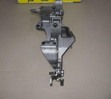 STEUN VOOR DYNAMO EN AIRCO-POMP 03L903139Q, Auto-onderdelen, Nieuw