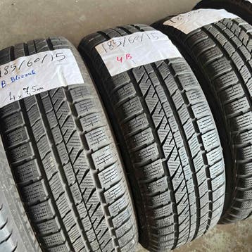 2 x Bridgestone Blizzak 185-60-15 Winterbanden 7,5mm, Gebruikt, 15 inch, Band(en), Personenwagen