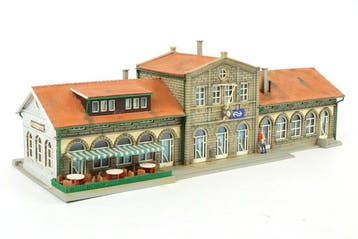 Kibri H0 - Modeltreingebouwen (1) - Station Valkenhout, Nieuw