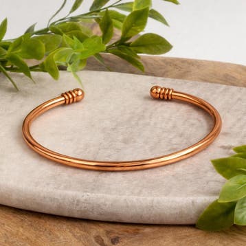 Koperen glad gepolijste klemarmband met eindbolletjes, Sieraden, Tassen en Uiterlijk, Armbanden, Ophalen of Verzenden, Nieuw