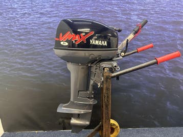 “ Yamaha V Max 15 pk | Unieke Vmax motor | Nieuw staat “, 10 tot 30 pk, Ophalen of Verzenden, Zo goed als nieuw, Buitenboordmotor
