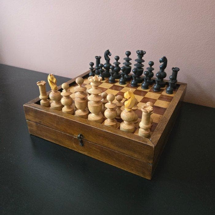 Schaakspel - Regency - 1930 - multi gamebox - Hout, Antiek en Kunst, Curiosa en Brocante
