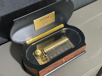 Reuge - Muziekdoos - Zwitserland - 1970-1980, Antiek en Kunst