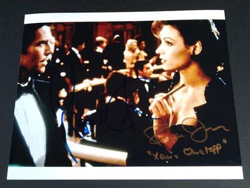 James Bond 007: GoldenEye - Pierce Brosnan + Famke Janssen -, Nieuw