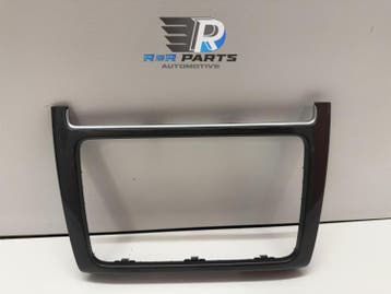 Radio omlijsting - Volkswagen Polo 6R - OEM: 6R0858069E, Verzenden, Nieuw