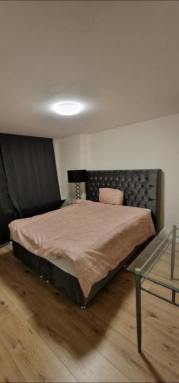 Kamer te huur in Vlaardingen - 16 m² - 1 kamer(s), Overige regio's